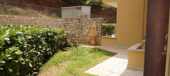 3 rooms House in Sangineto, Italy No. 109744 10