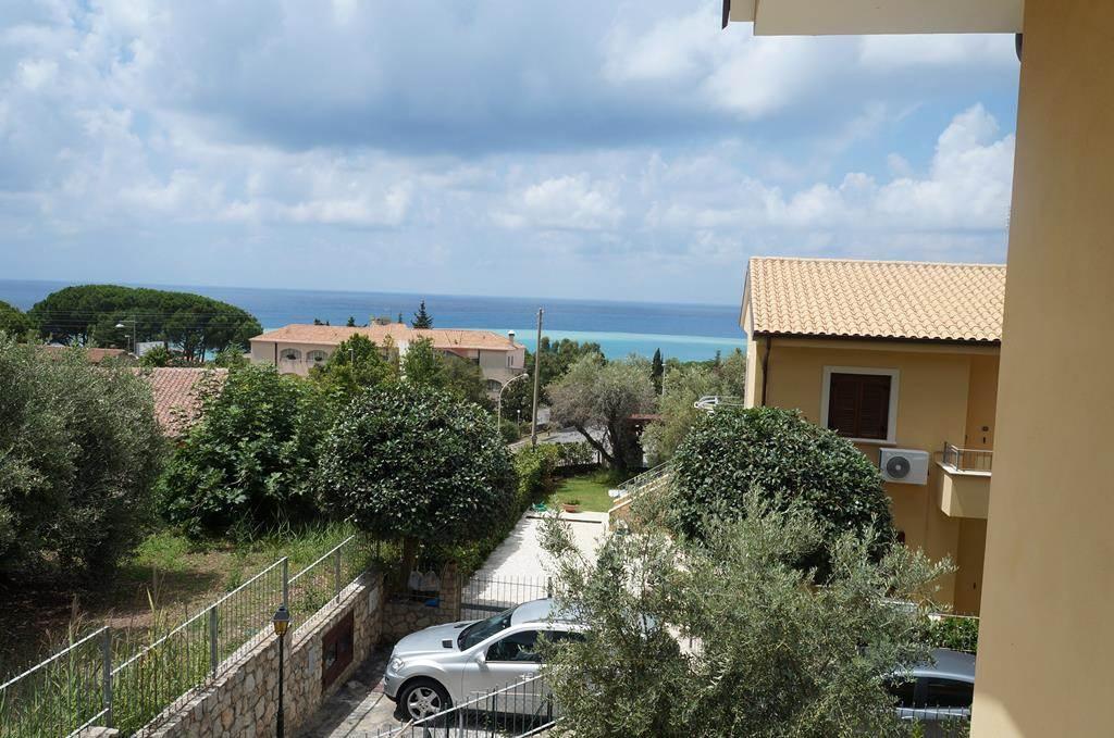 3 rooms House in Sangineto, Italy No. 109744