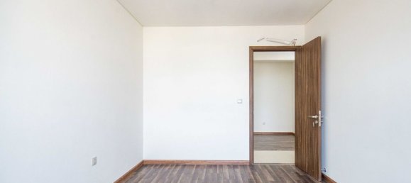 3 bedrooms Apartment in District 10, Vietnam No. 17677 8