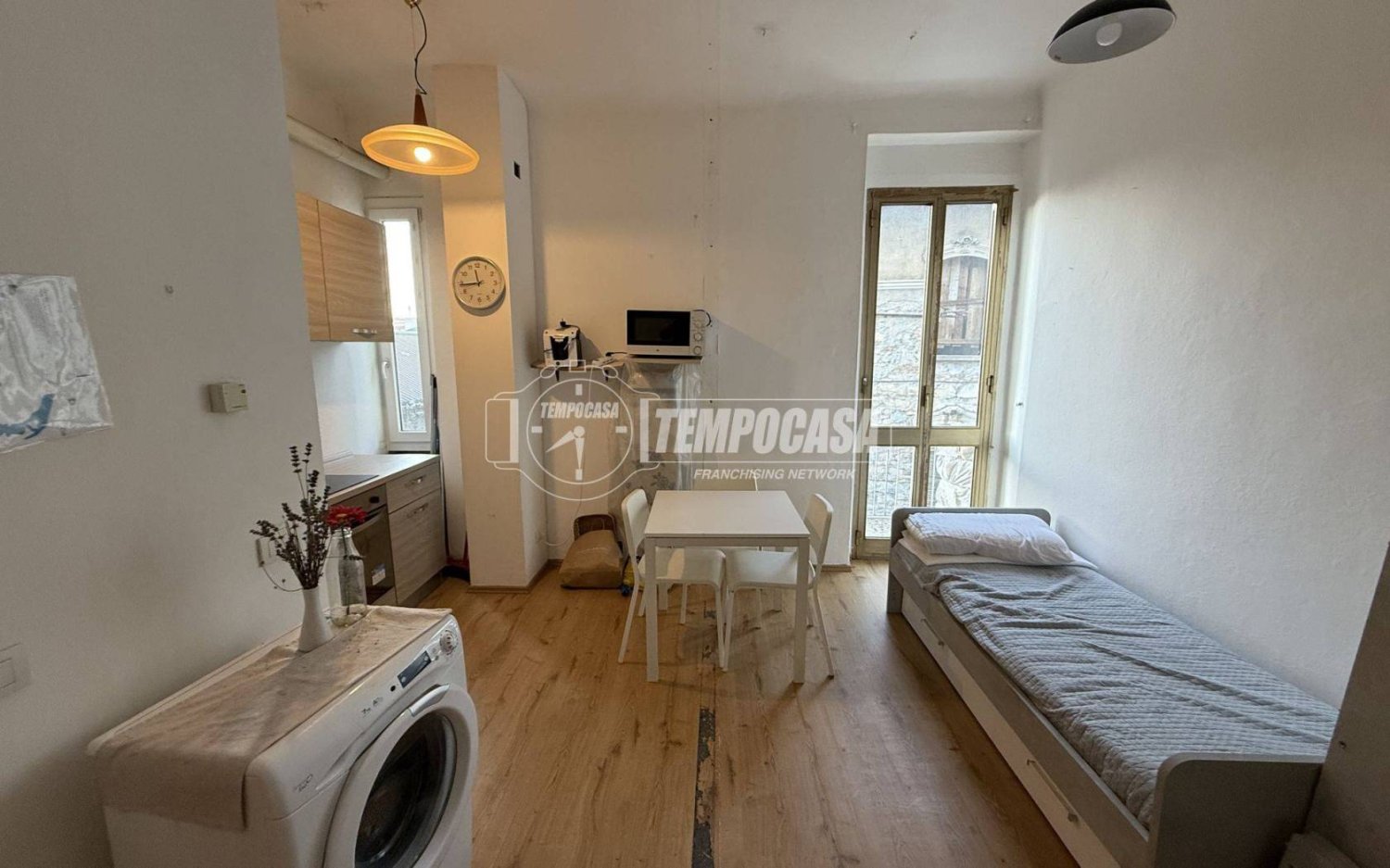 2 Schlafzimmer Wohnung in Como, Italy, Nr. 166996