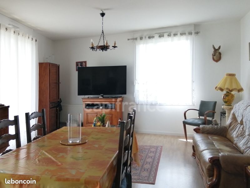 2 bedrooms Apartment in Joue-les-Tours, France No. 274004