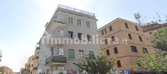 2 bedrooms Building in Coazze, Italy No. 9976 4