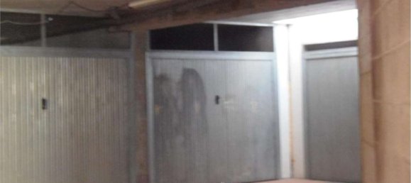 3 rooms Apartment in Albano Laziale, Italy No. 201511 2