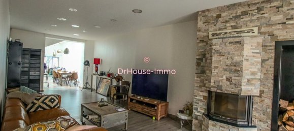 3 bedrooms House in Courville-sur-Eure, France No. 221275 2