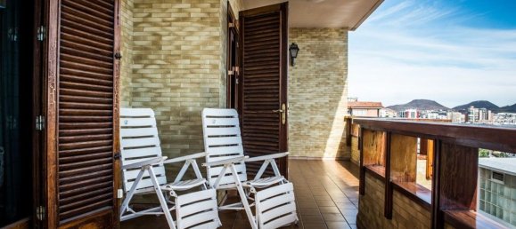 Casa T5 em Las Palmas De Gran Canaria, Spain N.º 67902 58