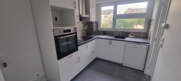 2 bedrooms Apartment in Orleans, France No. 89716 2