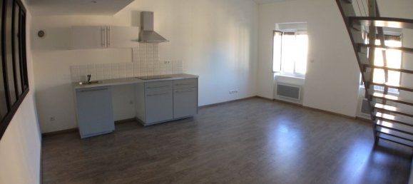 Дуплекс с 2 спальнями в Ажен, Франция № 319811 4