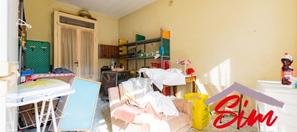 5 bedrooms Villa in Borgolavezzaro, Italy No. 328624 5