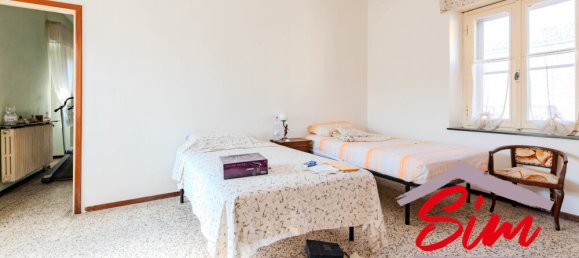 5 bedrooms Villa in Borgolavezzaro, Italy No. 328624 20