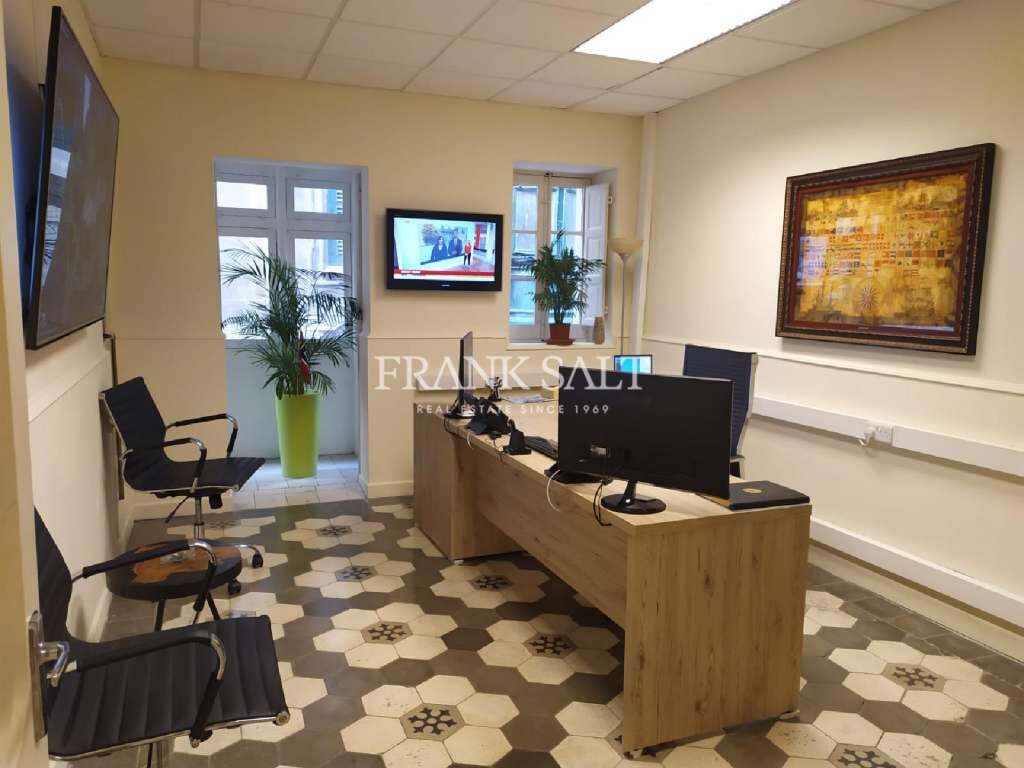  مكتب في Valletta, Malta 55متر مربع رقم 12198