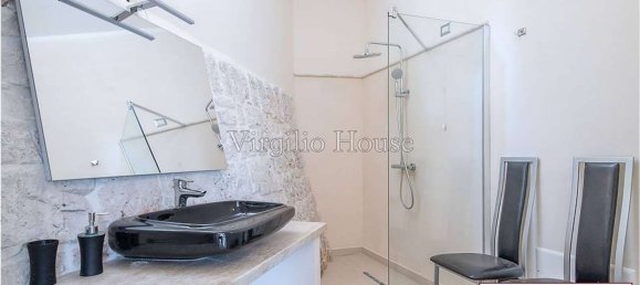 5 rooms House in Ceglie Messapica, Italy No. 64498 4
