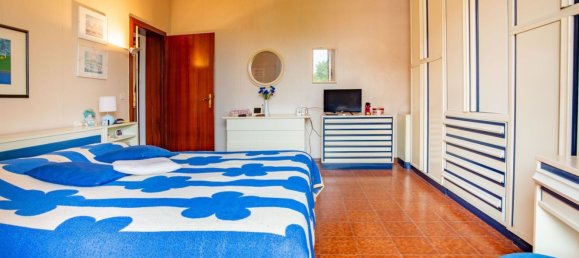 5 bedrooms Apartment in Sovicille, Italy No. 349784 16