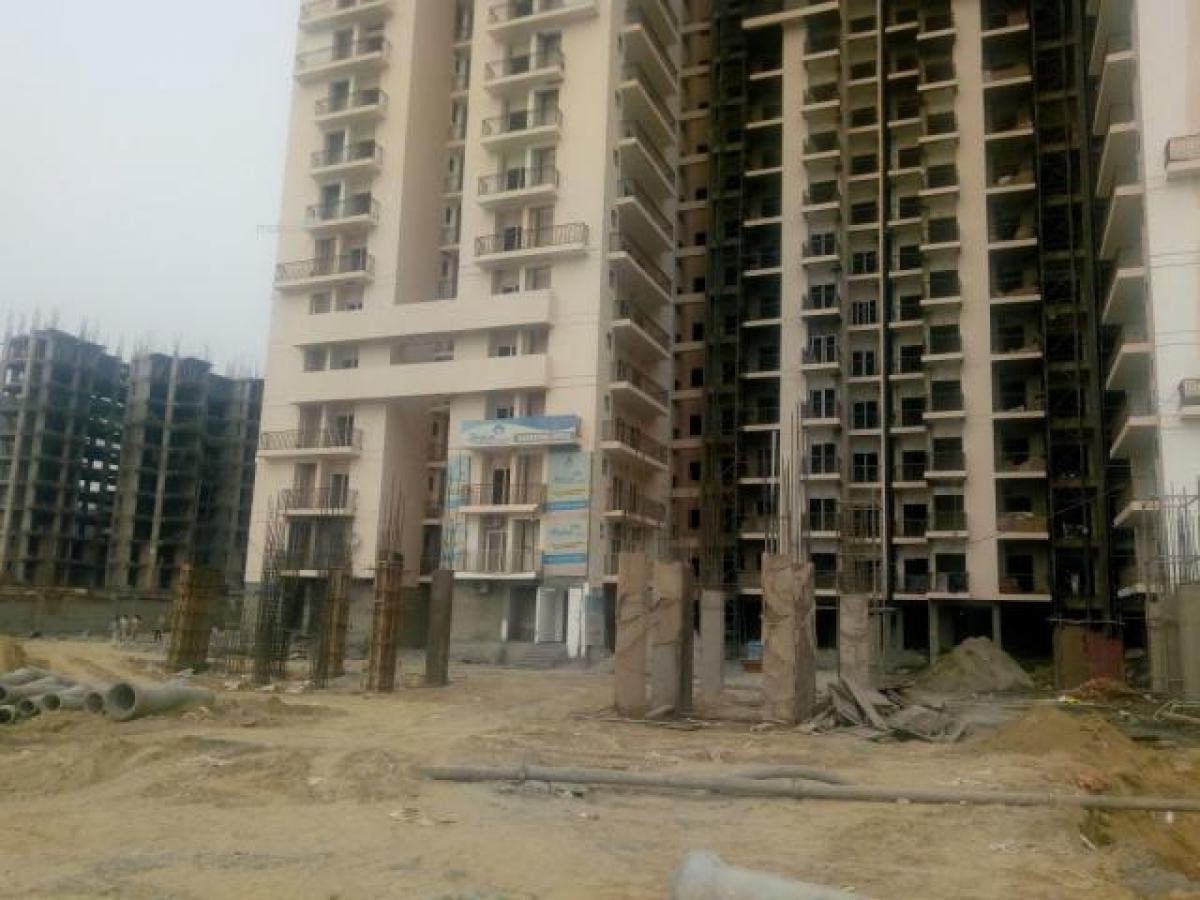 2 Schlafzimmer Haus in Noida, India, Nr. 67105