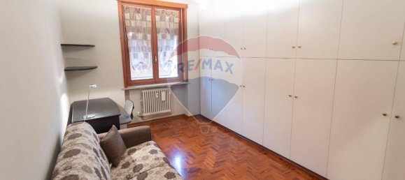 3 rooms Apartment in Salsomaggiore Terme, Italy No. 11643 8