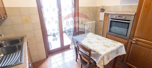3 rooms Apartment in Salsomaggiore Terme, Italy No. 11643 6