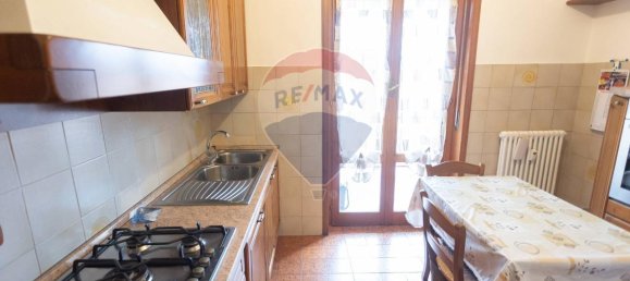 3 rooms Apartment in Salsomaggiore Terme, Italy No. 11643 5