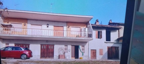 5 bedrooms House in Mombello Monferrato, Italy No. 334758 9