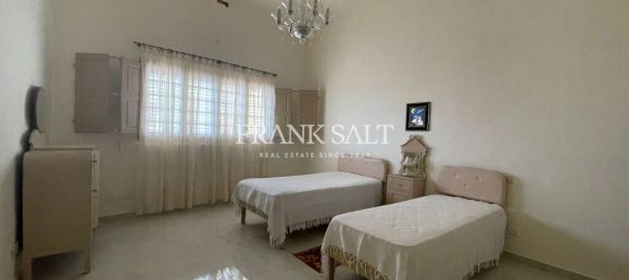 2 bedrooms House in Kercem, Malta No. 6032 7