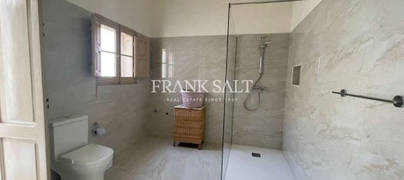 2 bedrooms House in Kercem, Malta No. 6032 11