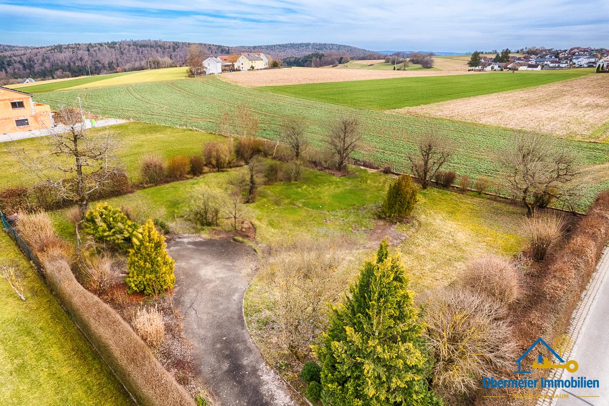  Land in Kelheim, Germany No. 152404