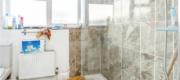 Apartamento T1 em South Croydon, United Kingdom N.º 8015 7