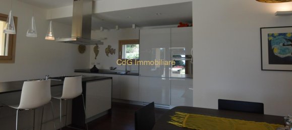 Вилла с 4 комнатами в Тельти, Италия № 233866 23