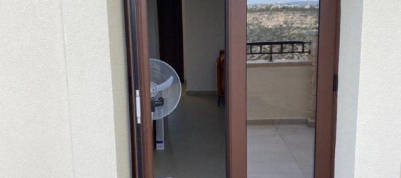 3 bedrooms House in Paphos, Cyprus No. 9664 10