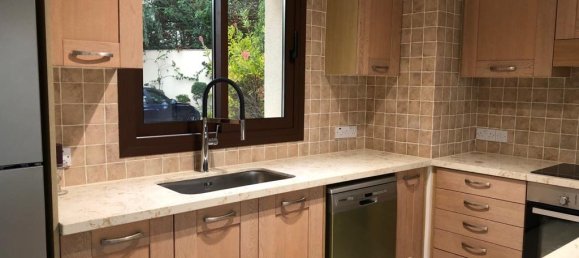 3 bedrooms House in Paphos, Cyprus No. 9664 6