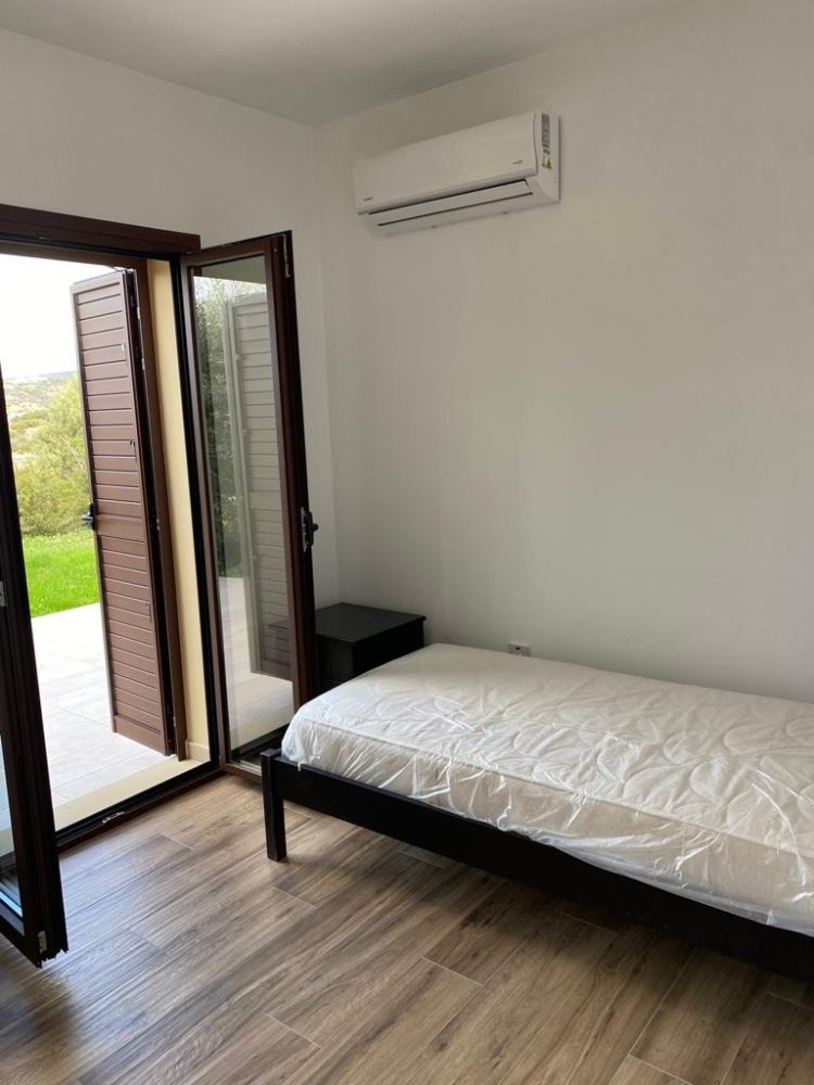 3 bedrooms House in Paphos, Cyprus No. 9664