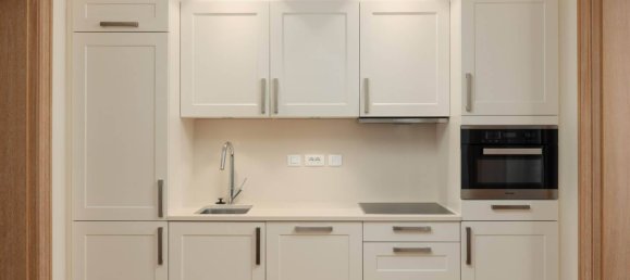 1 bedroom Apartment in Tivat, Montenegro No. 244 3