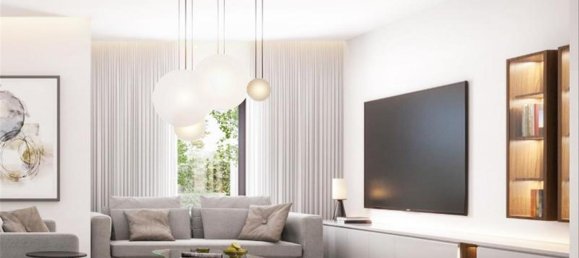 5 bedrooms Villa in Sharjah, UAE No. 34858 6