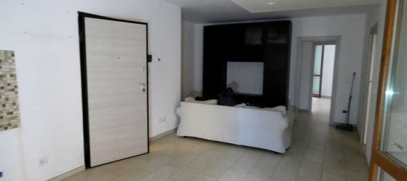 7 rooms Apartment in Arezzo, Italy No. 45275 9