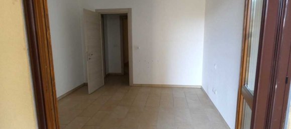 7 rooms Apartment in Arezzo, Italy No. 45275 18