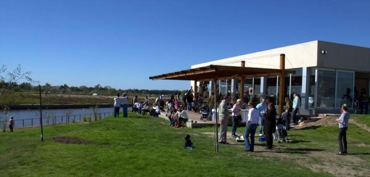  Land in Escobar, Argentina No. 113710