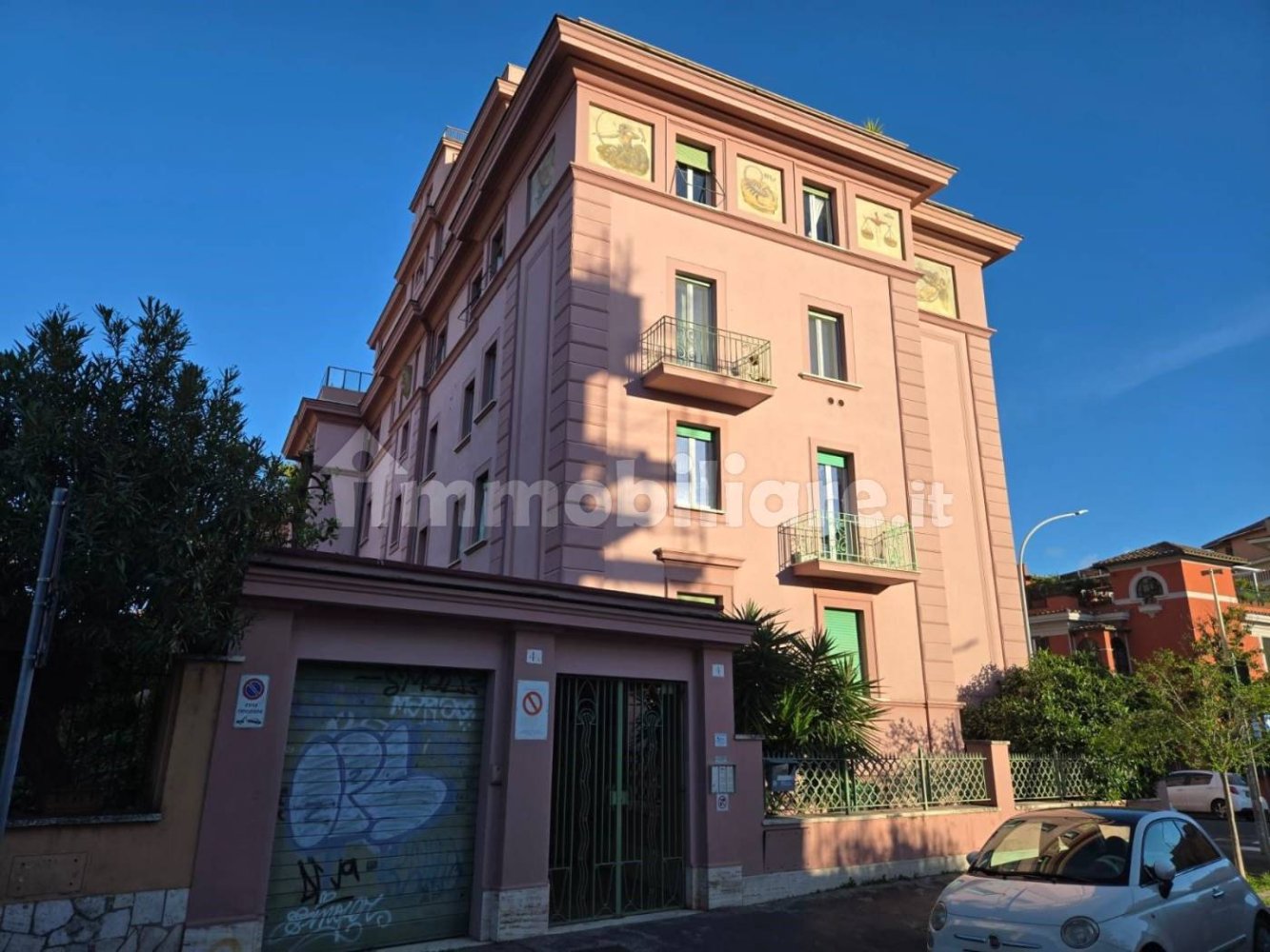 2 bedrooms Apartment in Rome, Italy No. 334003