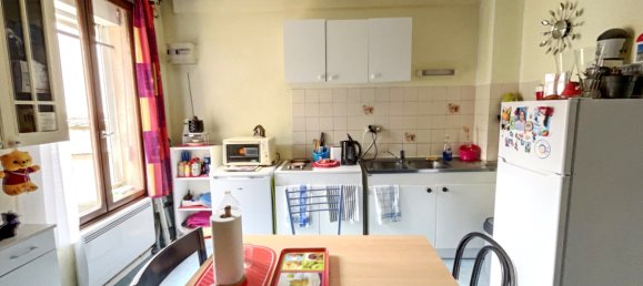 117m² Building in Reims, France No. 45528 8