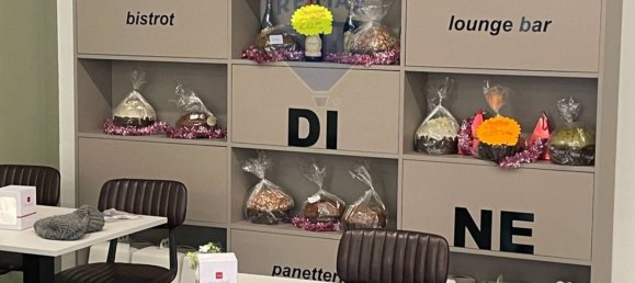 4 rooms Commercial property in Carate Brianza, Italy No. 52597 2