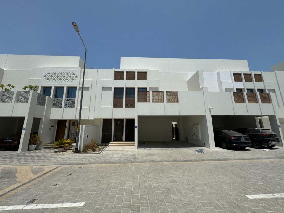 4 bedrooms Villa in Al Dair, Bahrain No. 1254