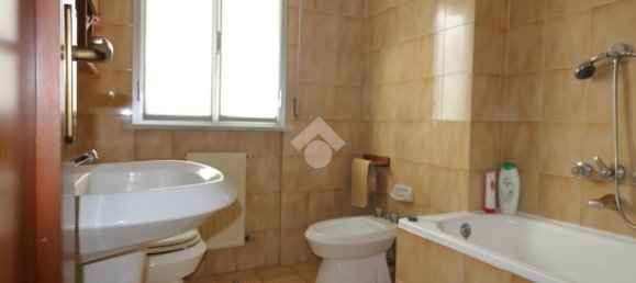 5 rooms Apartment in Lavagna, Italy No. 15139 17