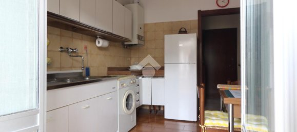 5 rooms Apartment in Lavagna, Italy No. 15139 26
