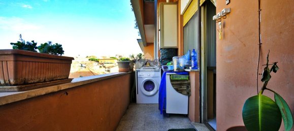 3-salle Appartement à Marino, Italy No. 320854 18