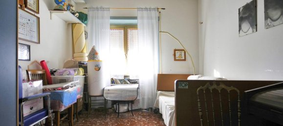 3-salle Appartement à Marino, Italy No. 320854 12