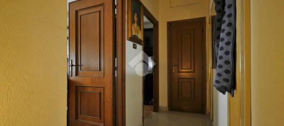 3-salle Appartement à Marino, Italy No. 320854 14