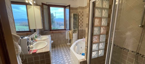 7 rooms Apartment in Siena, Italy No. 117279 35