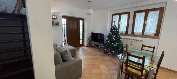 7 rooms Apartment in Siena, Italy No. 117279 50