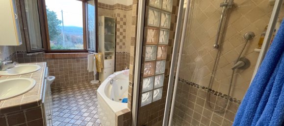 7 rooms Apartment in Siena, Italy No. 117279 6