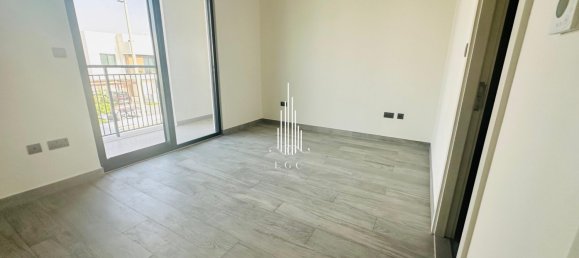 4 bedrooms Villa in Yas Island, UAE No. 24895 4