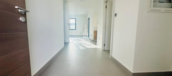 4 bedrooms Villa in Yas Island, UAE No. 24895 8