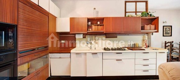 5 bedrooms Villa in San Zeno di Montagna, Italy No. 161522 4