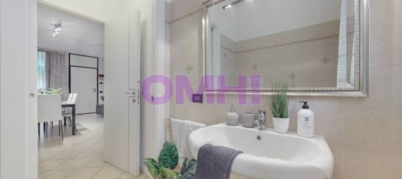 3 bedrooms House in Samarate, Italy No. 323525 15